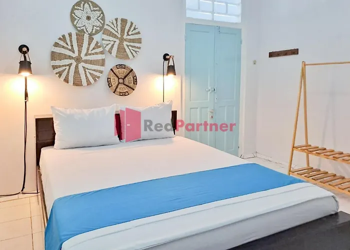 Ndalem Ngadiwinatan Homestay Malioboro Yogya Redpartner